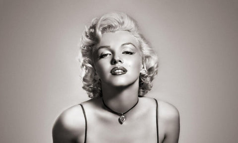 Marilyn Monroe - Sultry Photo Poster - Posters